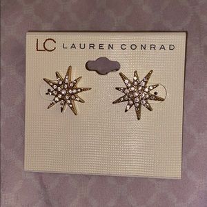 Gold and diamond earrings